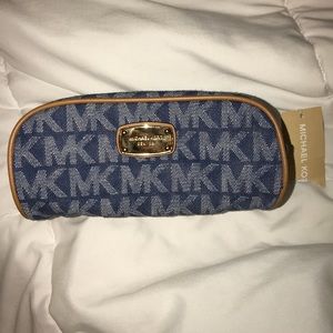 Michael Kors travel Pouch